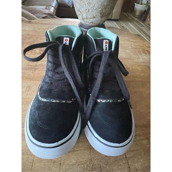 AIRWALK Black High Top Genuine Suede/ Canvas Sneakers Shoes for Girls Size USA 6 - Picture 2 of 6